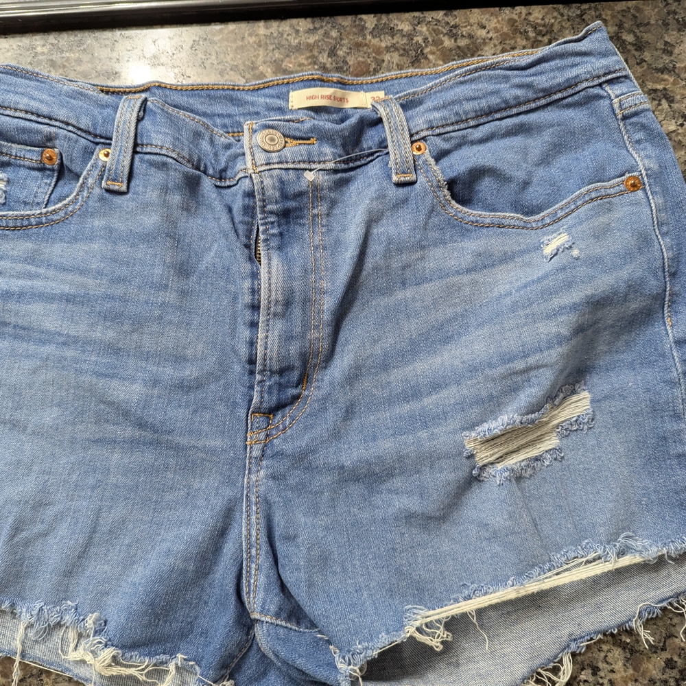Levi's Classic Blue Denim Jeans